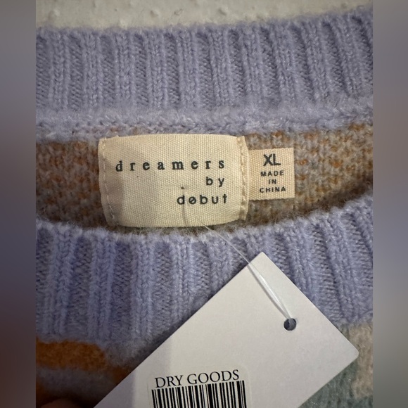 Patterned Multicolor Sweater - Picture 3 of 4